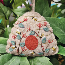 Load image into Gallery viewer, Corinne Lapierre - Felt Kits

