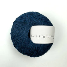 Load image into Gallery viewer, Knitting for Olive - merino