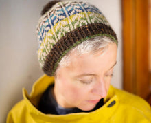 Load image into Gallery viewer, Kate Davies - Milarrochy Heids
