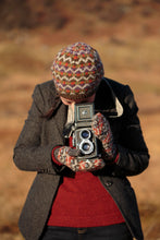 Load image into Gallery viewer, Kate Davies - The West Highland Way