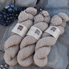 Load image into Gallery viewer, Blacker Yarns - Guernsey 5 Ply