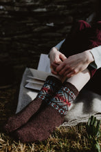 Load image into Gallery viewer, Shetland Wool Adventures Vol. 4