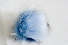 Load image into Gallery viewer, PomPoms - Peony Lane Poms