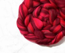 Load image into Gallery viewer, Roving - Merino
