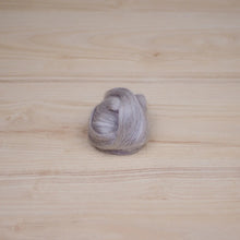 Load image into Gallery viewer, Roving - Mohair
