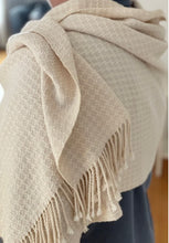 Load image into Gallery viewer, Weaving Kit - Shawl “Sand”
