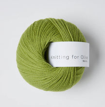 Load image into Gallery viewer, Knitting for Olive - merino
