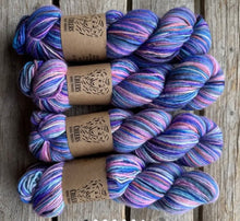 Load image into Gallery viewer, Koigu - DK/ Worsted
