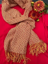 Load image into Gallery viewer, Venne - Weaving Kit, Milan
