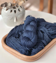 Load image into Gallery viewer, Laurel Knits - super Sock Mini Skein
