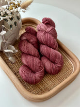 Load image into Gallery viewer, Laurel Knits - super Sock Mini Skein
